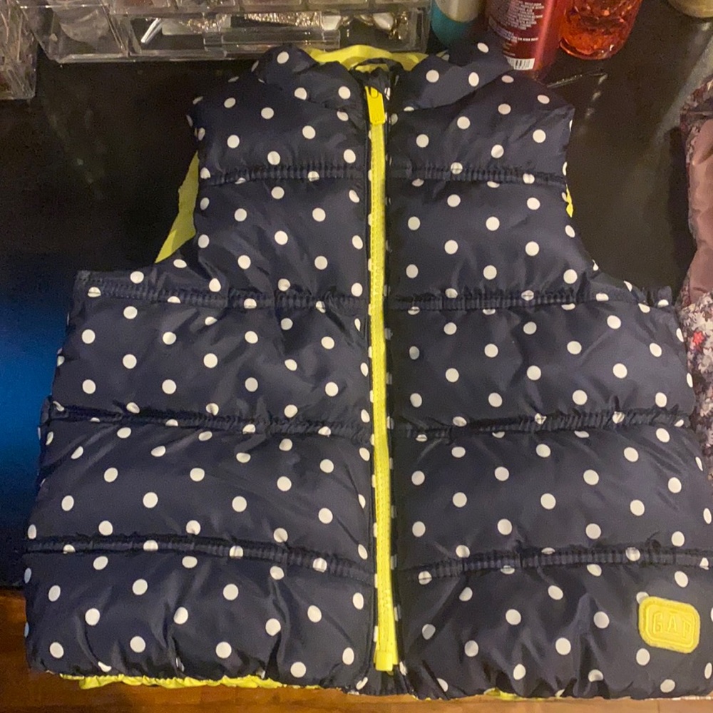 Used good condition baby 2 and 3 T are beautiful for baby’s girl